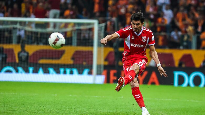  Samsunspor Galatasaray Deplasmanında 2 Gol Bulmasına Rağmen Puan Alamadı