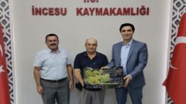 Deprem Bölgesine 3 Ton Üzüm İkramı