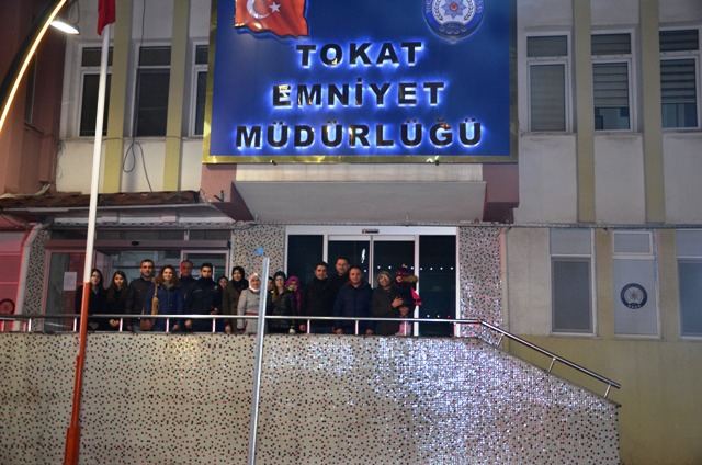 Tokat’ta Uyuşturucu Operasyonu: 18 Gözaltı, Binlerce Sentetik Hap Ele Geçirildi