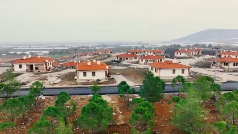  Bakan Murat Kurum: “Köy Evlerimizi Gören Hayran Kalıyor”