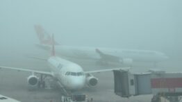 İstanbul’da Yoğun Sis Uçuşları Aksattı