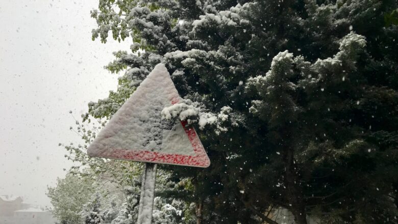 Ankara Nisan’da Kara Teslim Oldu: Eğitime 1 Gün Ara Verildi