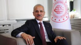 Bakan Uraloğlu: Kars-Iğdır-Aralık-Dilucu Demir Yolu Hattı, 110 Milyar Lira Yatırım Bedeliyle İnşa Edilecek