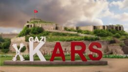 Kars Valisi Ziya Polat, Anime Akımına Katıldı!