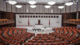 TBMM’de Leman Dergisi Karikatürüne Salavatlı Tepki: Siyasi Partilerden Ortak Kınama