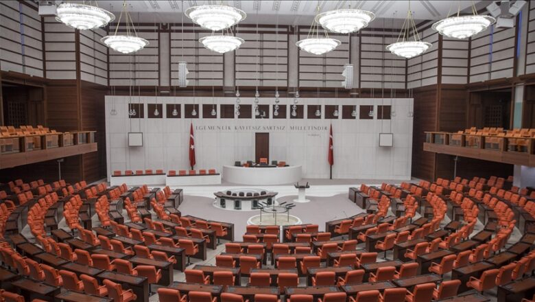  TBMM’de Leman Dergisi Karikatürüne Salavatlı Tepki: Siyasi Partilerden Ortak Kınama