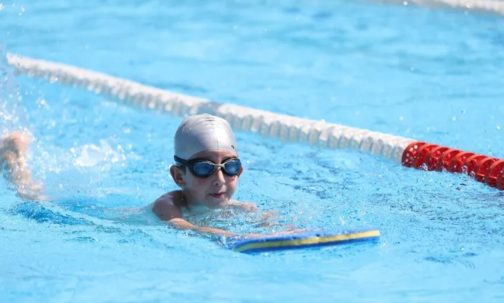  Bursa’da Yaz Spor Okulları Başladı: Sporla Dolu Tatil