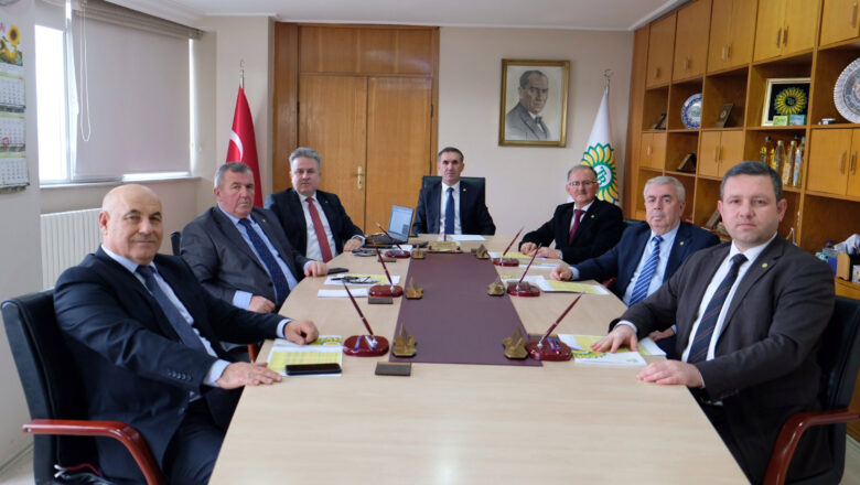  Trakya Birlik, Ayçiçeği Üreticilerine Ton Başı 28 Bin Lira Avans Ödemesi Yapacak