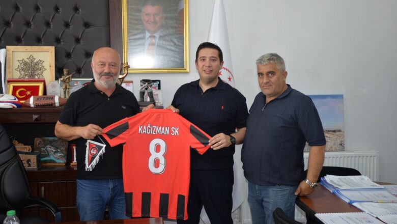  Kağızmanspor’dan Kars Gençlik ve Spor İl Müdürü’ne Anlamlı Ziyaret