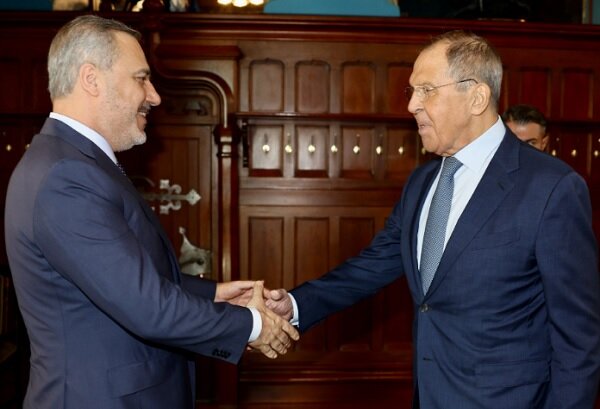  Dışişleri Bakanı Fidan, Rus Mevkidaşı Lavrov ile Görüştü