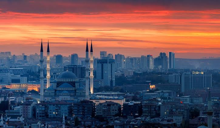  Ankara Valiliği’nden Duman Açıklaması: İlimizde Yangın Yok