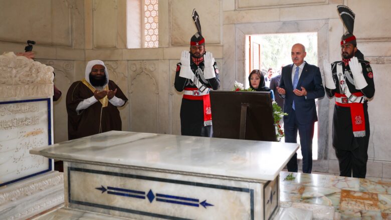  TBMM Başkanı Numan Kurtulmuş, Lahor’da Muhammed İkbal’in Türbesini Ziyaret Etti