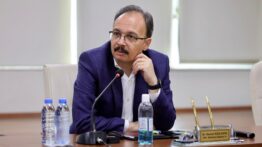 Vali̇ Kızılkaya: “Si̇i̇rt’i̇n Her Köşesi̇ne Hi̇zmeti̇ Eşi̇t Ve Etki̇n Şeki̇lde Ulaştıracağiz”