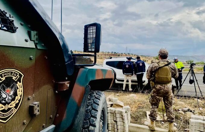  81 İlde Göçmen Kaçakçılarına Eş Zamanlı Operasyon: 169 Organizatör Yakalandı