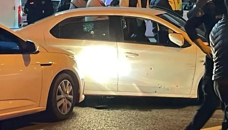  Balıkesir’de Dehşet: 2 Kişiyi Öldürüp, 5 Kişiyi Yaralayan Saldırgan Polisle Çatışmada Öldürüldü