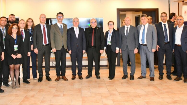  Marmara Denizi’nin Derin Sularında “Altın Mercanlar” Ortaya Çıkarıldı