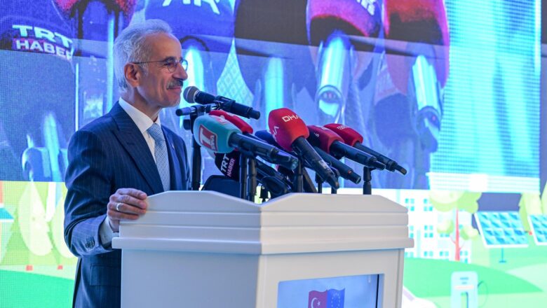  Bakan Uraloğlu: “23 Yılda Ulaşım ve Haberleşmeye 300 Milyar Dolar Yatırım Yaptık”