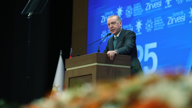  Cumhurbaşkanı Erdoğan: “Sabıkalı Belediyecilik Yeniden Hortladı”