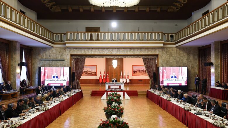  TBMM’de Millî Dayanışma, Kardeşlik ve Demokrasi Komisyonu Toplandı