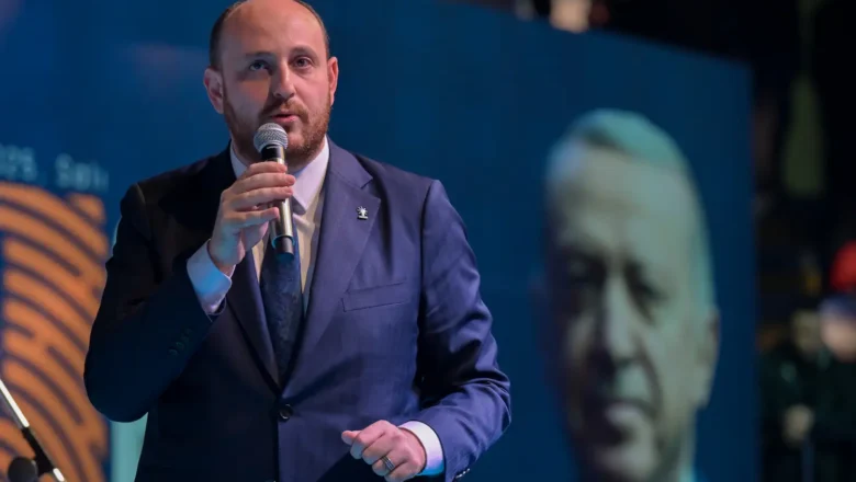  AK Parti’li Büyükgümüş’ten ‘Salon Dolmadı’ İddialarına Yanıt: “Trajikomik Bir Algı Çalışması”