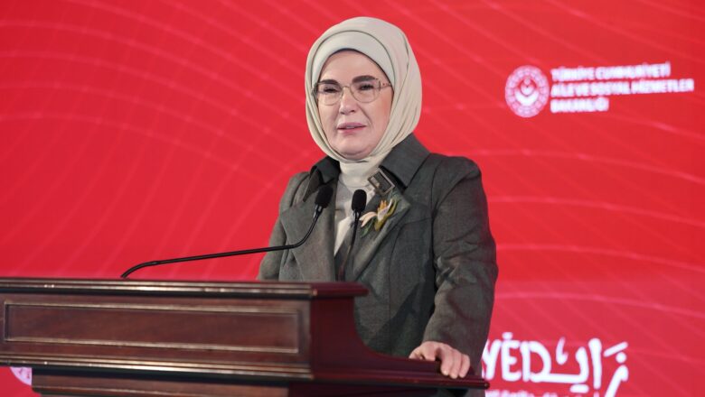  Emine Erdoğan’dan Cumhuriyet’in 103. Yıl Dönümü Mesajı