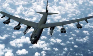 ABD’ye Ait B-52 Bombardıman Uçakları İngiltere’ye Konuşlandırıldı