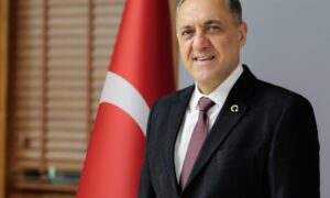 Vali Dr. Ahmet Hamdi Usta’dan 23 Nisan Mesajı: “Sizler Yarınların Güçlü Türkiye’sinin Mimarlarısınız”