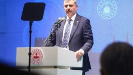 Bakan Çiftçi Ve Valiler Okul Güvenliğini Görüşecek
