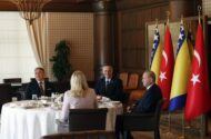 Cumhurbaşkanı Erdoğan, Bosna Hersek Devlet Başkanlığı Konseyi Üyeleriyle Bir Araya Geldi