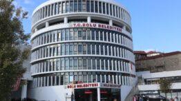 Bolu’da Rüşvet Operasyonu: Oda Başkanı ve Çalışanı Tutuklandı