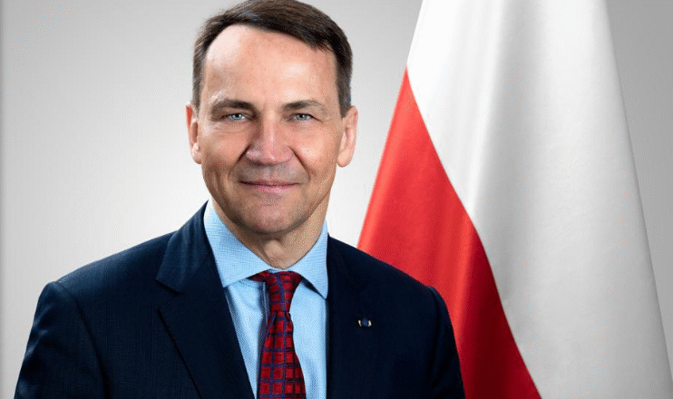  Polonya’dan İsrail’e “Savaş Suçu” Tepkisi: “Kendi Rehinelerini Bile Öldürdüler”