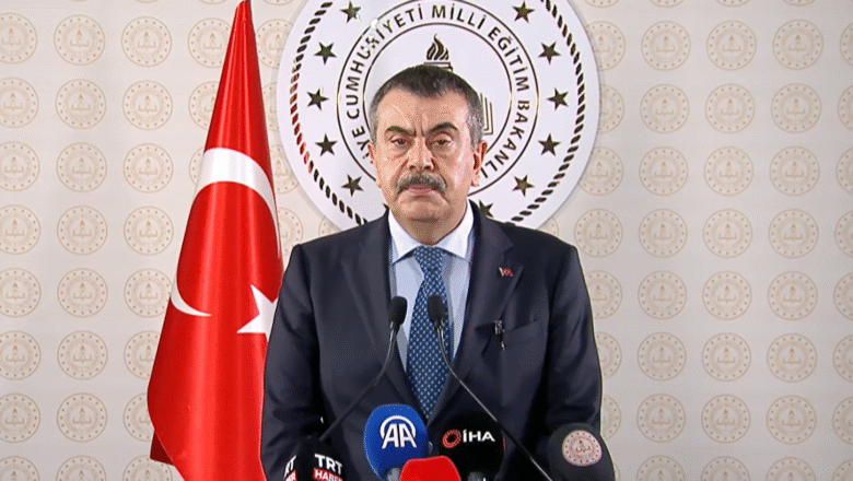  MEB’den Okullarda Yapay Zekâ ve Dijital Güvenlik Dönemi: Aileler İçin ‘Destek Hattı’ Kuruluyor