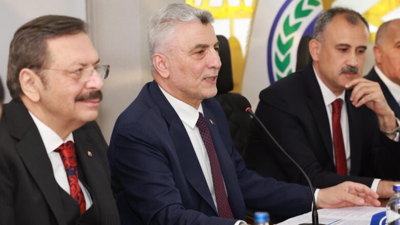  Bakan Bolat: “Doğu-Batı Ticaretinin Yeni Rotası Orta Koridor Olacak”