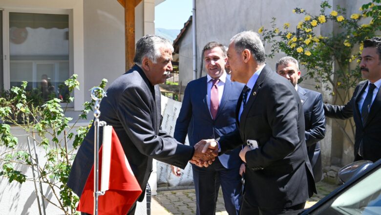  Yalova Valisi Usta’dan Şehit Ailesine Anlamlı Ziyaret