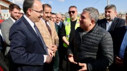 Siirt’te Dev Asfalt Hamlesi: 26 Bölgede 25 Kilometrelik Yol Yenilenecek