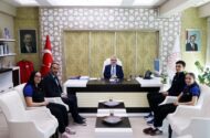 Yıldız Kız Masa Tenisi Takımı Yalova İl Milli Eğitim Müdürü Yılmaz’ı Ziyaret Etti