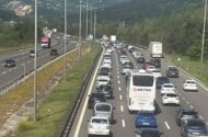 Anadolu Otoyolu Bolu Geçişinde Bayram Dönüşü Trafiği