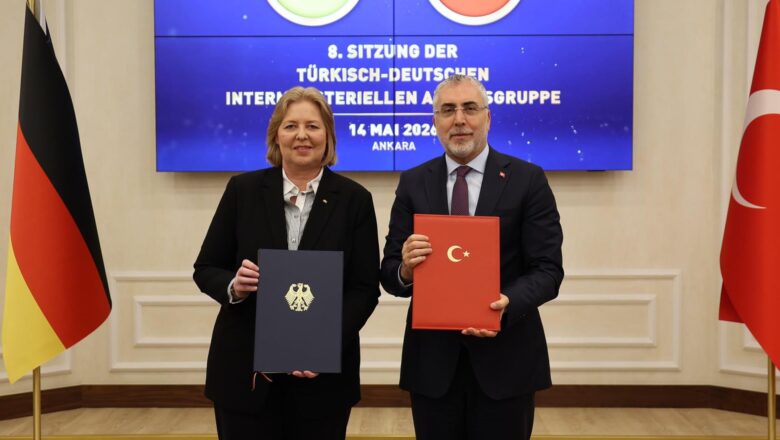 Çalışma Ve Sosyal Güvenlik Bakanı Işıkhan Almanya Federal Bakanı Bas İle Bir Araya Geldi