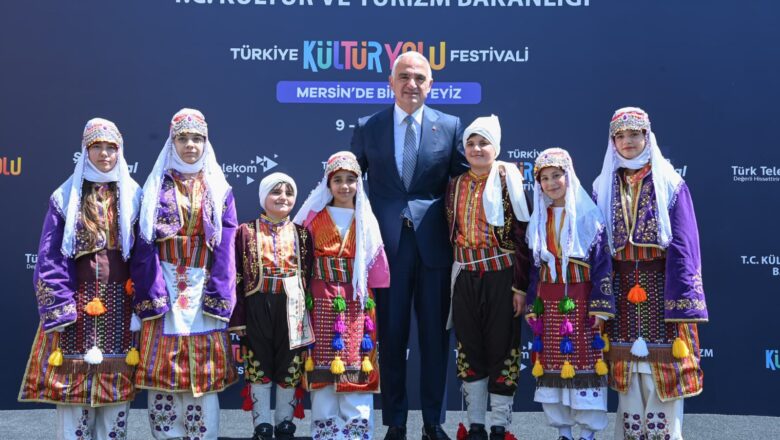  Bakan Ersoy: Mersin Yaşayan Bir Kültür Hazinesidir