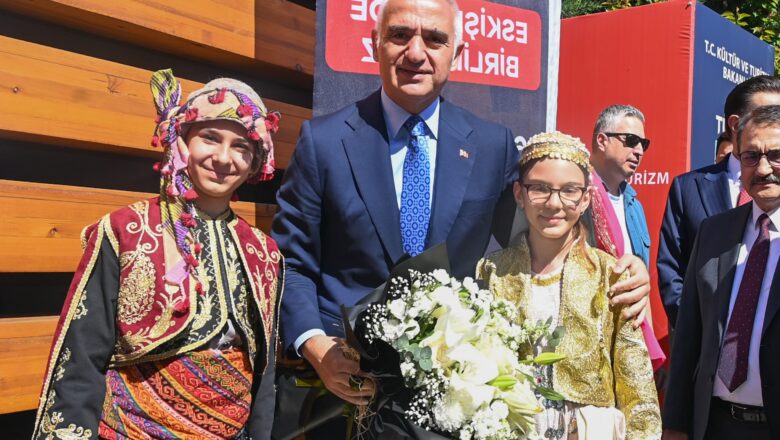  Bakan Ersoy: Eskişehir, Türkiye Kültür Yolu Festivali Rotasına Dahil Oldu