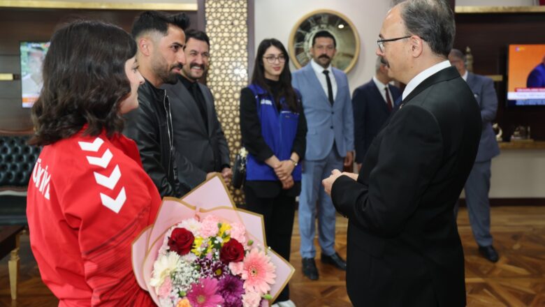  Vali Kızılkaya’dan Gençlik Haftası Kabulü