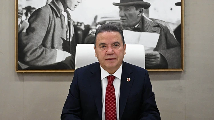  Muhittin Böcek Etkin Pişmanlıktan Yararlanmak İçin Savcılığa Başvurdu