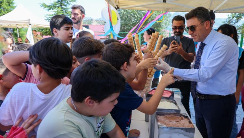 Tunceli Valisi Şefik Aygöl, Hürriyet Ortaokulu’nda Öğrencilerle Dondurma ve Oyun Etkinliğinde Buluştu