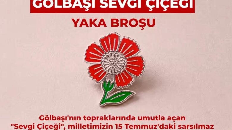  İletişim Başkanı Duran’dan 10. Yıl Hatıra Rozeti Paylaşımı