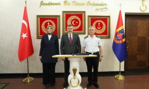 Bakan Çiftçi: Terörün Gündemden Çıkarıldığı Bir Türkiye İçin Çalışıyoruz