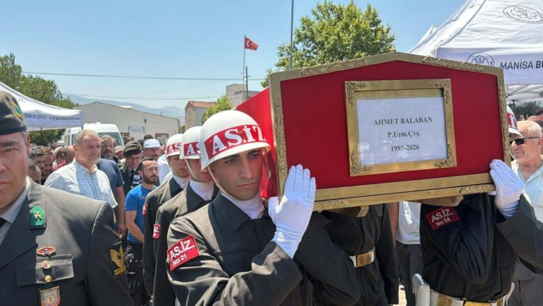  Bitlis’teki Kazada Hayatını Kaybeden Uzman Çavuş Manisa’da Defnedildi