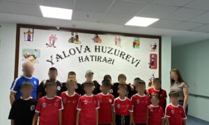 Yalova Huzurevi Sakinleri Sugören Spor Kulübü Sporcularını Misafir Etti