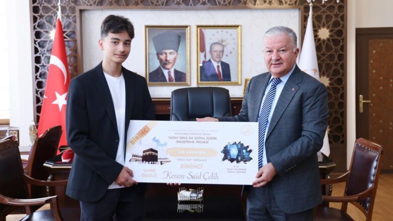 “Peygamberimiz” Temalı Yapay Zekâ Yarışmasında Türkiye Birincisi Kerem Said Çelik’e Ödül