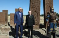 Cumhurbaşkanı Erdoğan Tarihi Selçuklu Meydan Mezarlığı’nı Ziyaret Etti