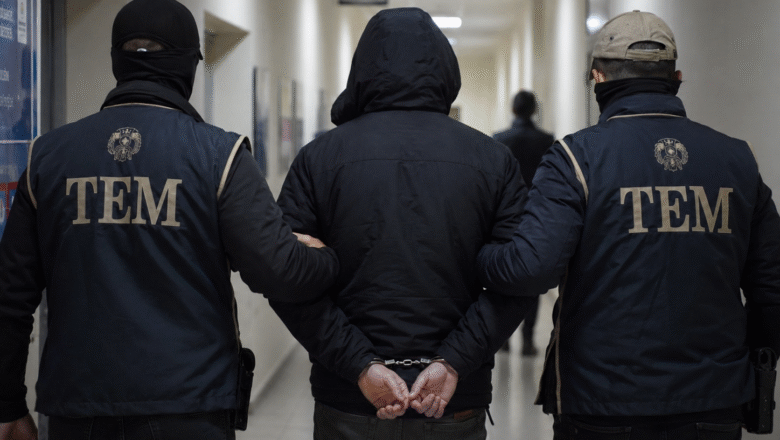  İstanbul’da Firari 3 FETÖ Şüphelisi Yakalandı